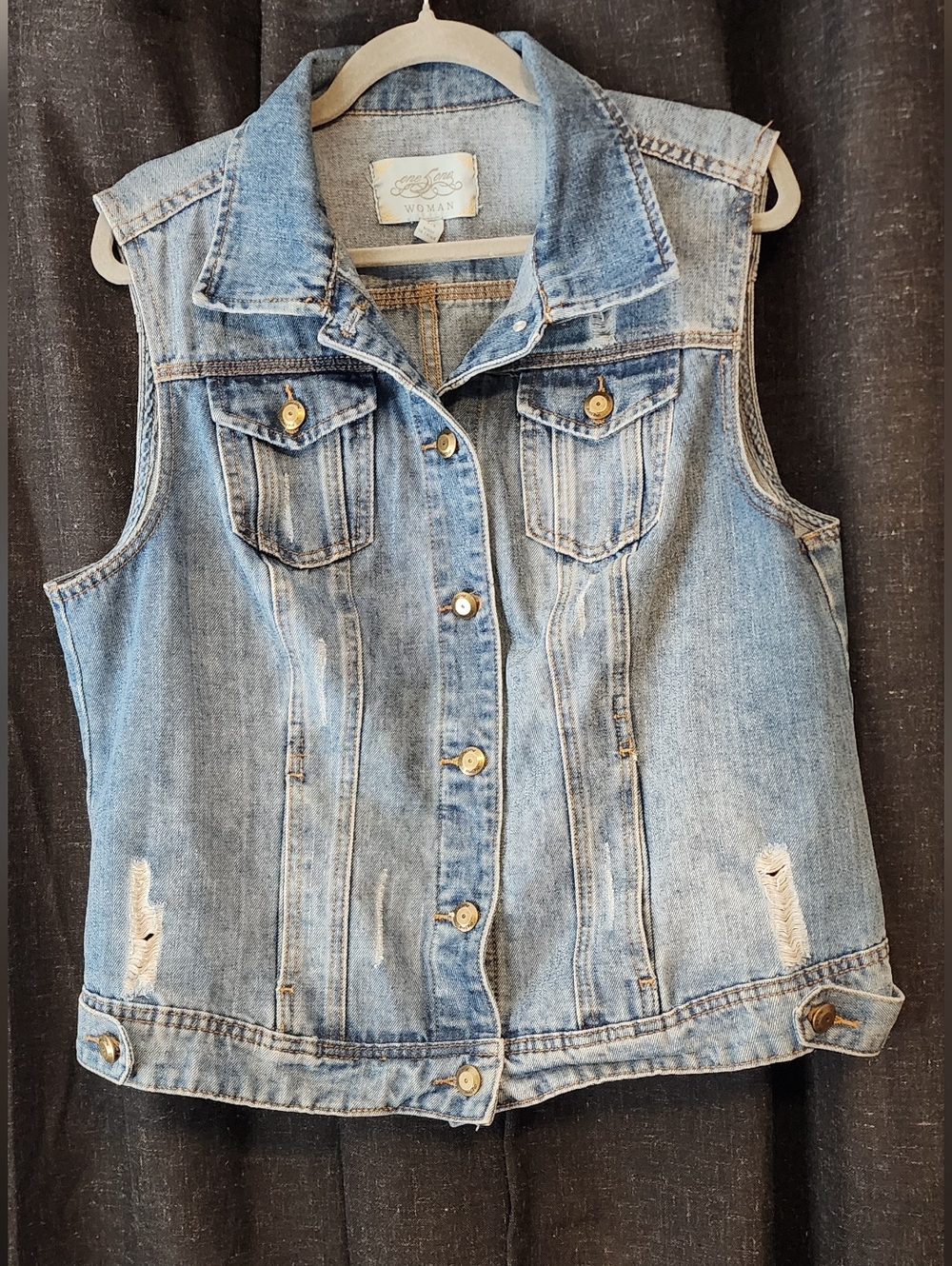 One 5 One Denim Vest • Women’s Size 1X • Light Wash Button‑Front